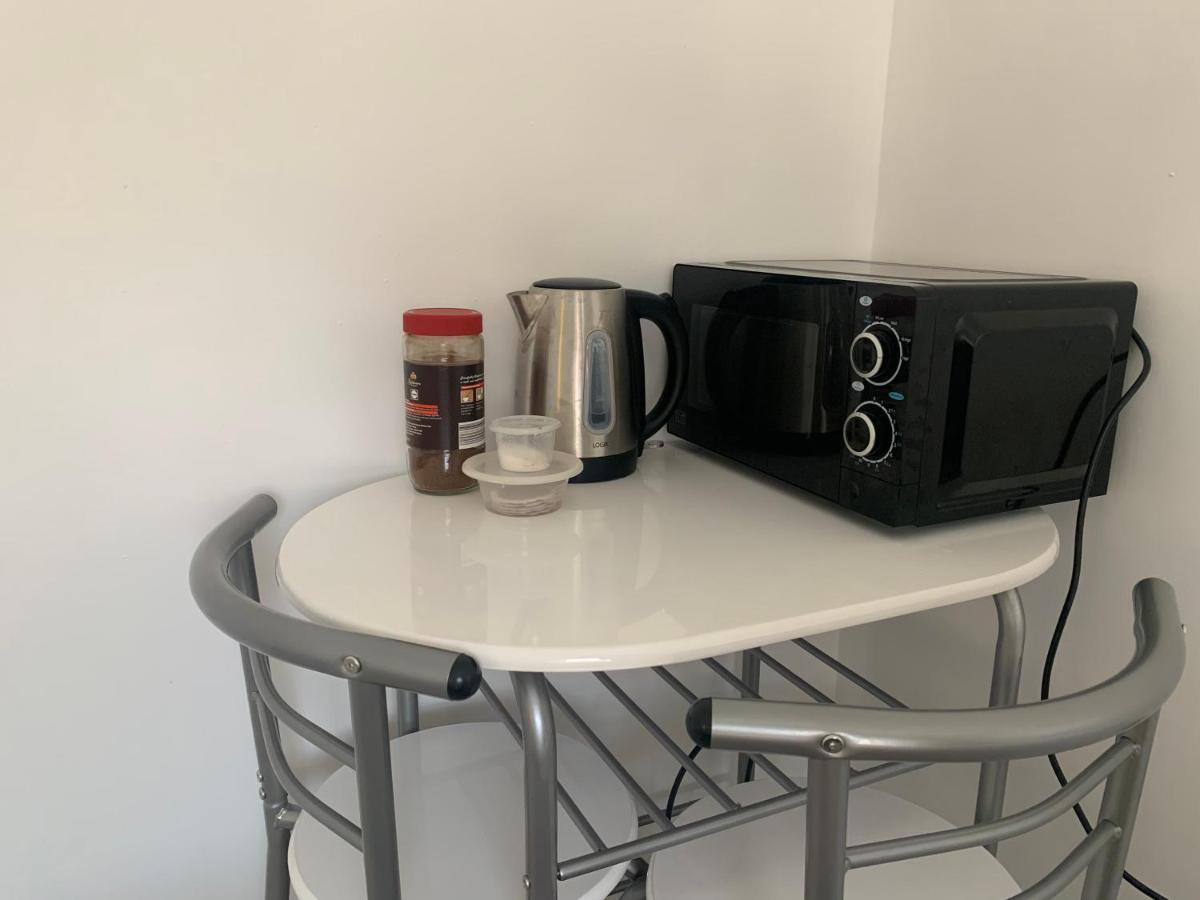 Double Room Bentilee Bucknall  Zewnętrze zdjęcie